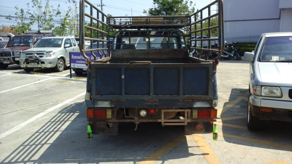 ขาย นิสสัน จูเนียร เครื่อง อีสุ c240 98000 อยู่ จ.ประจวบ