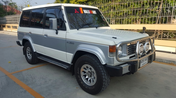 Mitsubishi pajaroดีเซล