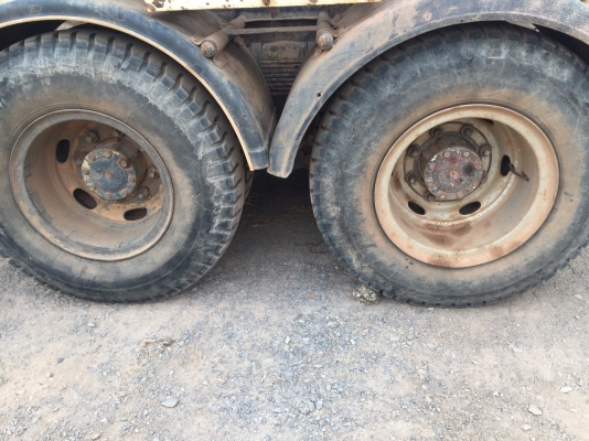 ขายรถ10ล้อโมีปูน.สภาพสวยมากๆๆพร่อมใช้.