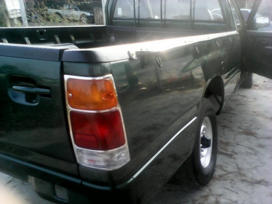 ขาย ISUZU  SPARK EX   ปี 1996  เครื่องดี เเชสซี  ช่วงล่างดี  สีสวย  ไม่ผุ ยางยังดี ภายในไม่โทรม  พร้อมใช้ ภาษีไม่ขาด  เล่มพร้อม  087-6835269