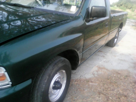 ขาย ISUZU  SPARK EX   ปี 1996  เครื่องดี เเชสซี  ช่วงล่างดี  สีสวย  ไม่ผุ ยางยังดี ภายในไม่โทรม  พร้อมใช้ ภาษีไม่ขาด  เล่มพร้อม  087-6835269