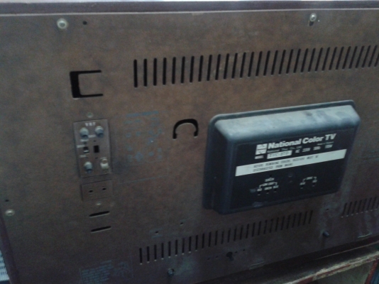 ขายโทรทัศน์สีเนชั่นแนล ตู้ไม้