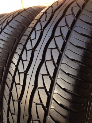 ยาง Maxxis 205-65-15 ปี 14 ครบชุด 4 เส้น 3800 ไม่ควรพลาด สภาพสวยๆไม่มีปะไม่บวมดอกยางเหลือเยอะเอาไปวิ่งกันใด้อีกยาวค่ะ