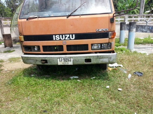 ขายเหมา 3 คัน รถบรรทุกน้ำ 2 คัน และ รถขยะ 1 คัน