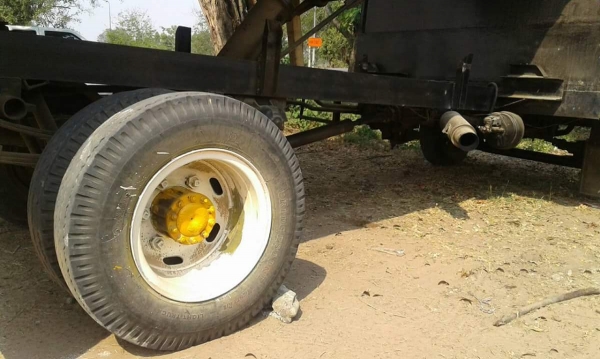 ขายรถดั้มอีแต๋น เครื่องRT140 รถสวย สภาพดี เอกสารพร้อมโอน สนใจโทร 090-8588220คุณนะ 093-3258446คุณบิว หรือเข้าดูสินค้าอื่นๆได้ที่ www.truck.in.th/498 หรือเพจFacebook ณรงค์ ซื้อขายรถมือสอง (เว็บไซต์ส่วนตัว) หรือFacebook คุณนะ รถบรรทุก