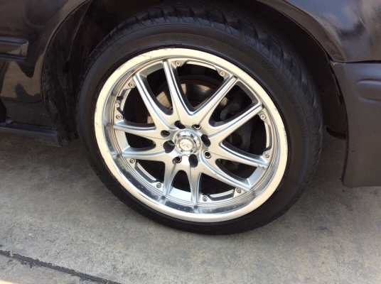 ขายรถ ฮอนด้า แอคคอร์ดตาเพชรไฟท้ายสั้น ปี93 เครื่อง V-tec f22b เกียร์ออโต้  ติดแก๊สLPG ใช้ 2ระบบ เพาเวอร์ ไฟฟ้าทั้งคัน ภายในสวยเดิมๆเบาะสวยสะอาด แอร์หนาววิทยุCDพร้อม ตัวถังเดิมๆไม่มีชนสีมีริ้วรอยบ้าง แม็ก17"ยางดี รถขับดีครับ ภาษี59 ขายถูกครับ