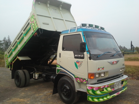 HINO FC ซุปเปอร์เสี่ย ดั๊ม ช่วงสั้น เครื่อง 120 แรง คานใหญ่ F หน้า-หลัง  เครื่องดี ขับดี ครัทซีสวย รถพร้อมใช้งาน ขาย 530,000 บาท ศุภากร 081-1903107, 081-4252943