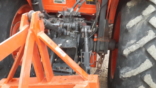 ขายM7040 สวย พร้อมใช้.  อุปกร2ชิ้น. 395000