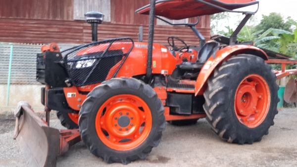 ขายM7040 สวย พร้อมใช้.  อุปกร2ชิ้น. 395000