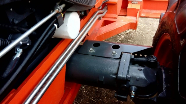 KUBOTA  L 4708 SP (4WD)  2 เพลา   สภาพใหม่สวยๆ   ชั่วโมงใช้   งานน้อย  สีเดิมทั้งคัน  พร้อมชุดใบมีดดันหน้า    โรตารี่