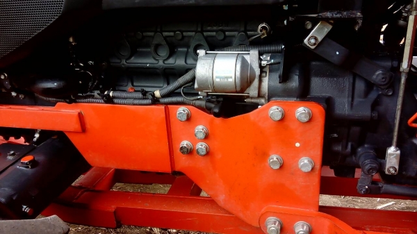 KUBOTA  L 4708 SP (4WD)  2 เพลา   สภาพใหม่สวยๆ   ชั่วโมงใช้   งานน้อย  สีเดิมทั้งคัน  พร้อมชุดใบมีดดันหน้า    โรตารี่