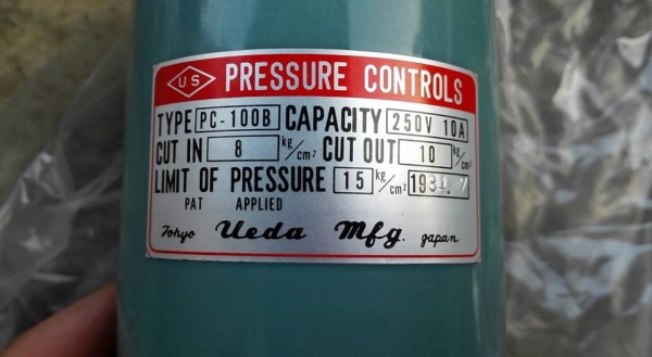 ** เหลือ 2 ตัว!! ** เพรสเชอร์คอนโทรล (PRESSURE CONTROLS) UEDA SEISAKUSHO Made in Japan ของใหม่ 100\% นอนกล่อง!!