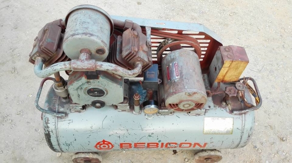** ขายแล้วครับ!! ** ปั้มลม HITACHI BEBICON 2 HP. 380V. ถัง 150 ลิตร. Made in JAPAN ปั้มรอบจัดเติมเร็ว เดิมทุกส่วนแน่นทุกจุดมาเทสได้!!