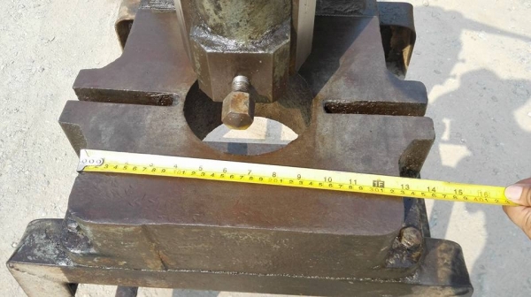 ** ยกแล้วครับ!! ** ปั้มคอม้า ปั้มคาราบาว เบอร์ 1 สภาพเดิมๆไม่ทำสี ไม่มีช้ำ หน้าโต้ะสวยเฟืองคมกลไกยังดีหมุนนิ่มพร้อมใช้งาน!!