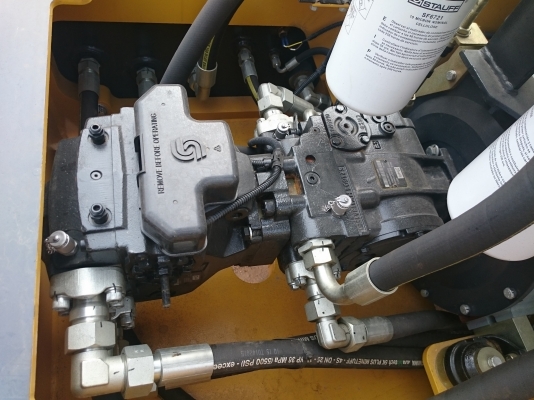 รถบดขนาด 26 ตัน XCMG