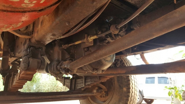 ขาย 6 ล้อดั้ม หัวยาว ไม่มีทะเบียน เครื่อง EH100 150 แรงม้า คัสซีสวย เฟืองท้ายใหญ่ สโลว์กลาง