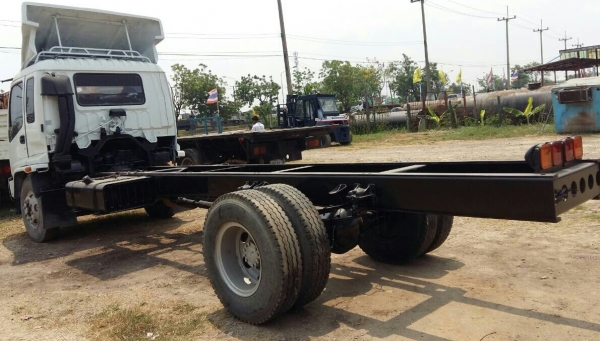 ขาย หัว+แคซซี หกล้อ อีซูชุ Dega195ปี40ช่วงยาว6.50ม สภาพดีสวยบางเดิมพร้อมใช้ หัว+แคชชี เล่มทะเบียนพร้อมโอน