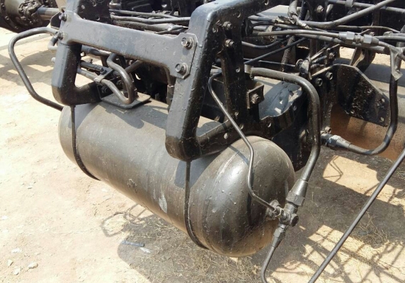 ขาย หัว+แคซซี หกล้อ อีซูชุ Dega195ปี40ช่วงยาว6.50ม สภาพดีสวยบางเดิมพร้อมใช้ หัว+แคชชี เล่มทะเบียนพร้อมโอน