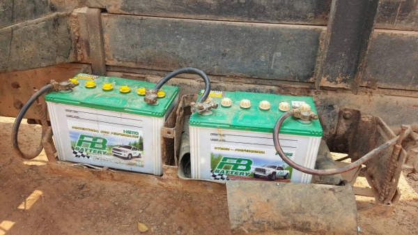 ขาย 6 ล้อดั้ม หัวยาว ไม่มีทะเบียน เครื่อง EH100 150 แรงม้า คัสซีสวย เฟืองท้ายใหญ่ มีสโลว์กลาง