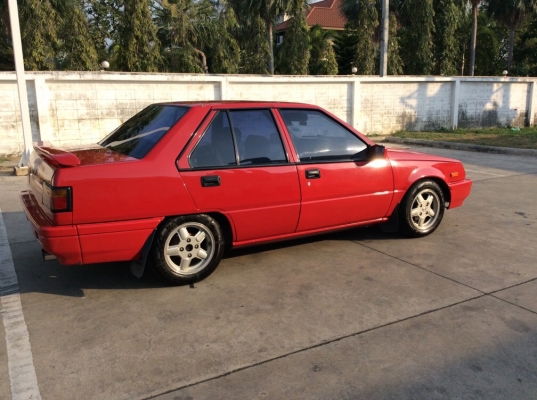 ขายรถพร้อมใช้ มิตซู แชมป์ ปี89 เครื่อง 1.3 เกียร์ธรรมดา เพาเวอร์ ภายในสวยๆสะอาด แอร์หนาวมากวิทยุCDพาวเวอร์2ตัว ตัวถังเดิมไม่มีชนสีเงาวับทั้งคันเก็บหลังคาชิ้นเดียวนอกนั้นเงาวับ แม็ก14&quot; รถขับดีมากๆพร้อมใช้งานได้เลยครับ ภาษี59ไม่ขาดต่อ ขายถูกครับ