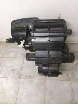 ตู้แอร์ MAZDA 2 ตู้แอร์ MAZDA 2