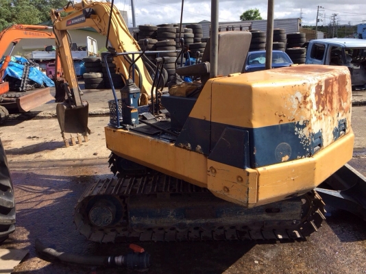 ขายรถแบคโฮ KOMATSU PC20-6 เอกสารอินวอย ราคา 220000