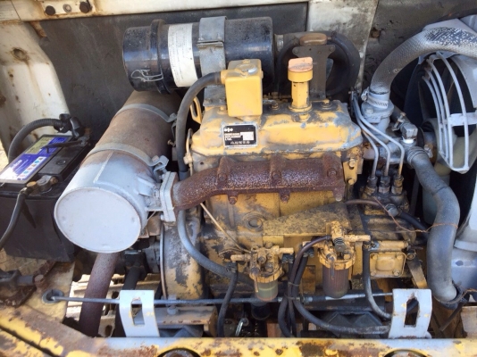 ขายรถแบคโฮ KOMATSU PC30-6 เอกสารอินวอย ราคา 260000