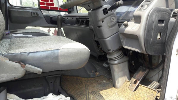 ขาย 6 ล้อ HINO FC4J ปี 40 กระบะยาว 5.50 เมตร เครื่อง JO5C 140 แรงม้า คัสซีสวย เบรคทิฟฟี่ พาวเวอร์ ทะเบียนพร้อมโอน