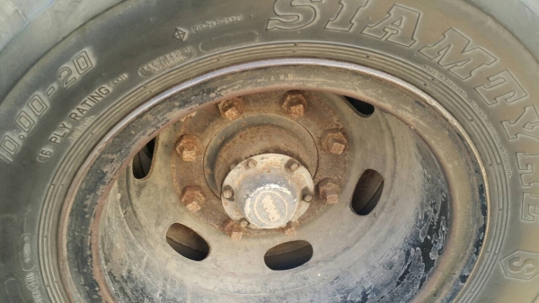 ขายด่วนลูกพ่วงพื้นเรียบ สามมิตร ยาว6.10ม. สภาพสวยพร้อมใช้