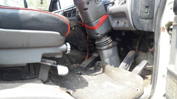 ขาย 6 ล้อใหญ่ HINO FD2HLA รถปี 45 กระบะยาว 6 เมตร เครื่อง HO7C 180 แรงม้า เบรคทิฟฟี่ พาวเวอร์ คัสซีสวย ทะเบียนพร้อมโอนครับ