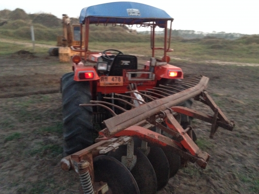 ขายรถไถ KUBOTA M5000 เครื่องดี สภาพสวยเดิมๆ ( ราคา 288,000 บาท ) (มีภาพวีดีโอ) พร้อมอุปกรณ์ 2 รายการ ขายรถไถ KUBOTA M5000 เครื่องดี สภาพสวยเดิมๆ ( ราคา 288,000 บาท ) (มีภาพวีดีโอ) พร้อมอุปกรณ์ 2 รายการ