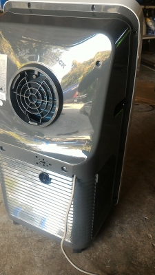 แอร์เคลื่อนที่ ขนาด 12000 BTU. ยี่ห้อ NATURAL ของใหม่แกะกล่องพร้อมใช้งานอุปกรณ์ครบ