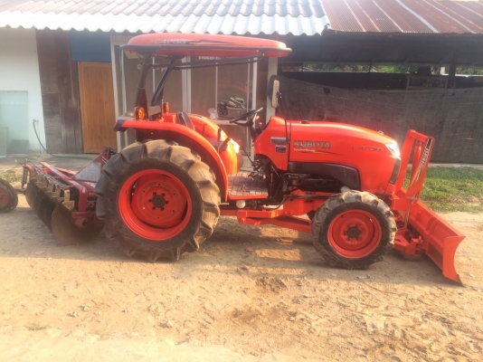 รถไถคูโบต้า47แรงสวยๆ