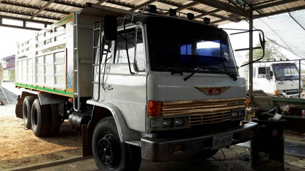 ขาย10ล้อดัมพ์2เพลา hino fm18 ดัมพ์ดิน แชชซีสวย เครื่องดี เพาเวอร์เบรคทิ๊ฟฟี่ สภาพพร้อมวิ่งลุยงาน