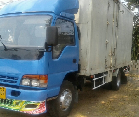 หกล้อ อีซูซุ NQR120ปี42 แอร์ พ.เวอร์ ตู้แห้งยาว5.50ม สภาพดีสวยพร้อมใช้ ทะเบียนพร้อมโอน