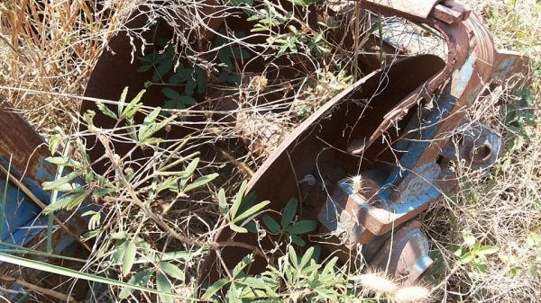 **400,000 บ.ต่อรอง/// รถไถ FORD 6610 เสื้อลาย ตัวเต็ม เพลาเดียว เครื่อง/เกียร์/ปั้ม เดิม แน่น แรงดี ยางดี4เส้น พร้อมดันหน้า+ผาน3และผาน4 SPT สงวนพงษ์ฯ บอดี้ครบ สีสันเดิมบาง เครื่องฟิตใหม่ไม่นาน รถจอดสัญญาซื้อขาย ขายตามสภาพ **ขาย FORD 6610 รถไถ1เพลา เสื้อลา **400,000 บ.ต่อรอง/// รถไถ FORD 6610 เสื้อลาย ตัวเต็ม เพลาเดียว เครื่อง/เกียร์/ปั้ม เดิม แน่น แรงดี ยางดี4เส้น พร้อมดันหน้า+ผาน3และผาน4 SPT สงวนพงษ์ฯ บอดี้ครบ สีสันเดิมบาง เครื่องฟิตใหม่ไม่นาน รถจอดสัญญาซื้อขาย ขายตามสภาพ **ขาย FORD 6610 รถไถ1เพลา เสื้อลา