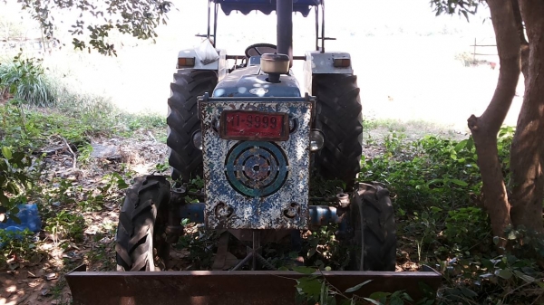 **400,000 บ.ต่อรอง/// รถไถ FORD 6610 เสื้อลาย ตัวเต็ม เพลาเดียว เครื่อง/เกียร์/ปั้ม เดิม แน่น แรงดี ยางดี4เส้น พร้อมดันหน้า+ผาน3และผาน4 SPT สงวนพงษ์ฯ บอดี้ครบ สีสันเดิมบาง เครื่องฟิตใหม่ไม่นาน รถจอดสัญญาซื้อขาย ขายตามสภาพ **ขาย FORD 6610 รถไถ1เพลา เสื้อลา **400,000 บ.ต่อรอง/// รถไถ FORD 6610 เสื้อลาย ตัวเต็ม เพลาเดียว เครื่อง/เกียร์/ปั้ม เดิม แน่น แรงดี ยางดี4เส้น พร้อมดันหน้า+ผาน3และผาน4 SPT สงวนพงษ์ฯ บอดี้ครบ สีสันเดิมบาง เครื่องฟิตใหม่ไม่นาน รถจอดสัญญาซื้อขาย ขายตามสภาพ **ขาย FORD 6610 รถไถ1เพลา เสื้อลา