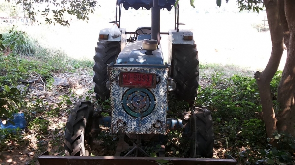 **400,000 บ.ต่อรอง/// รถไถ FORD 6610 เสื้อลาย ตัวเต็ม เพลาเดียว เครื่อง/เกียร์/ปั้ม เดิม แน่น แรงดี ยางดี4เส้น พร้อมดันหน้า+ผาน3และผาน4 SPT สงวนพงษ์ฯ บอดี้ครบ สีสันเดิมบาง เครื่องฟิตใหม่ไม่นาน รถจอดสัญญาซื้อขาย ขายตามสภาพ **ขาย FORD 6610 รถไถ1เพลา เสื้อลา **400,000 บ.ต่อรอง/// รถไถ FORD 6610 เสื้อลาย ตัวเต็ม เพลาเดียว เครื่อง/เกียร์/ปั้ม เดิม แน่น แรงดี ยางดี4เส้น พร้อมดันหน้า+ผาน3และผาน4 SPT สงวนพงษ์ฯ บอดี้ครบ สีสันเดิมบาง เครื่องฟิตใหม่ไม่นาน รถจอดสัญญาซื้อขาย ขายตามสภาพ **ขาย FORD 6610 รถไถ1เพลา เสื้อลา