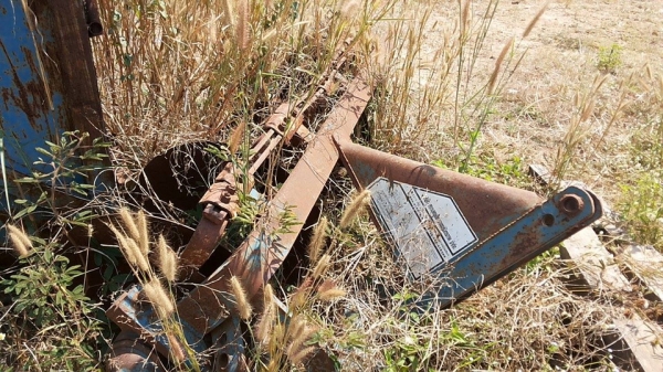 **400,000 บ.ต่อรอง/// รถไถ FORD 6610 เสื้อลาย ตัวเต็ม เพลาเดียว เครื่อง/เกียร์/ปั้ม เดิม แน่น แรงดี ยางดี4เส้น พร้อมดันหน้า+ผาน3และผาน4 SPT สงวนพงษ์ฯ บอดี้ครบ สีสันเดิมบาง เครื่องฟิตใหม่ไม่นาน รถจอดสัญญาซื้อขาย ขายตามสภาพ **ขาย FORD 6610 รถไถ1เพลา เสื้อลา **400,000 บ.ต่อรอง/// รถไถ FORD 6610 เสื้อลาย ตัวเต็ม เพลาเดียว เครื่อง/เกียร์/ปั้ม เดิม แน่น แรงดี ยางดี4เส้น พร้อมดันหน้า+ผาน3และผาน4 SPT สงวนพงษ์ฯ บอดี้ครบ สีสันเดิมบาง เครื่องฟิตใหม่ไม่นาน รถจอดสัญญาซื้อขาย ขายตามสภาพ **ขาย FORD 6610 รถไถ1เพลา เสื้อลา