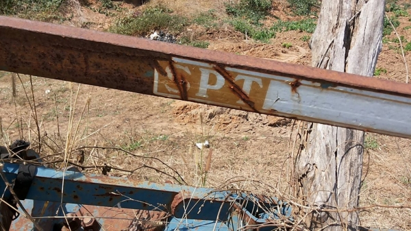 **400,000 บ.ต่อรอง/// รถไถ FORD 6610 เสื้อลาย ตัวเต็ม เพลาเดียว เครื่อง/เกียร์/ปั้ม เดิม แน่น แรงดี ยางดี4เส้น พร้อมดันหน้า+ผาน3และผาน4 SPT สงวนพงษ์ฯ บอดี้ครบ สีสันเดิมบาง เครื่องฟิตใหม่ไม่นาน รถจอดสัญญาซื้อขาย ขายตามสภาพ **ขาย FORD 6610 รถไถ1เพลา เสื้อลา **400,000 บ.ต่อรอง/// รถไถ FORD 6610 เสื้อลาย ตัวเต็ม เพลาเดียว เครื่อง/เกียร์/ปั้ม เดิม แน่น แรงดี ยางดี4เส้น พร้อมดันหน้า+ผาน3และผาน4 SPT สงวนพงษ์ฯ บอดี้ครบ สีสันเดิมบาง เครื่องฟิตใหม่ไม่นาน รถจอดสัญญาซื้อขาย ขายตามสภาพ **ขาย FORD 6610 รถไถ1เพลา เสื้อลา