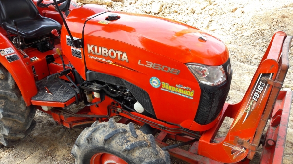 ขายรถไถL3608ใบมีดผาลและโรตารี้พร้อมใช้ครับ