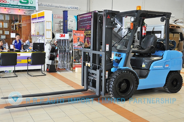 ขายรถโฟล์คลิฟท์มือสอง MITSUBISHI รุ่น FG30T-30451 ราคา 285,000 สภาพเดิมจากญี่ปุ่น ไม่เคยใช้งานในประเทศไทย