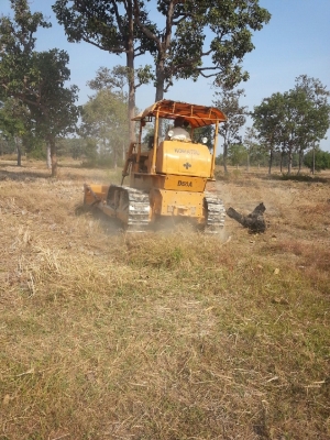 ขายแทรคเตอร์ D50A โทร 0906630657 คุณตู้ ราคา330000 ขายแทรคเตอร์ D50A โทร 0906630657 คุณตู้ ราคา330000