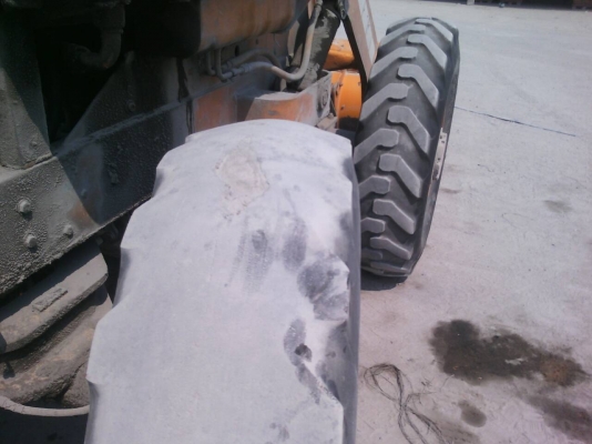 ขายรถตัก KOMATSU รุ่น JH 30 B เครื่องเดิมเกียร์เดิมเครื่องดีเกียร์ดี ขายรถตัก KOMATSU รุ่น JH 30 B เครื่องเดิมเกียร์เดิมเครื่องดีเกียร์ดี