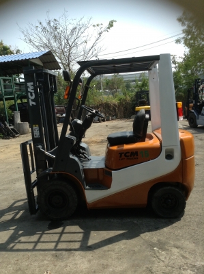 +++ ขายโฟล์คลิฟท์  T.C.M. FG15-T1  ขนาด  1.5  ตัน  เครื่องยนต์เบนซิน แก๊ส  เสา  3  เมตร  เกียร์ออโตเมติค  งา 1  เมตร  ยางลม