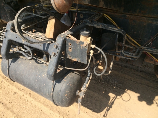 ขายรถสิบล้ออีซูซุ210 ราคา685000บาท To 0862465934