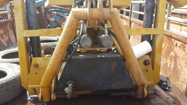 ขายหางขุดติดท้ายรถไถ ของหน่วยงานราชการ พร้อมใช้ สภาพแทบจะไม่ได้ใช้งานเลย ขายหางขุดติดท้ายรถไถ ของหน่วยงานราชการ พร้อมใช้ สภาพแทบจะไม่ได้ใช้งานเลย