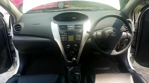 2010 TOYOTA SOLUNA สีขาว ไมล์ 7หมื่น รถมือเดียวขบดีสุดๆ 2010 TOYOTA SOLUNA สีขาว ไมล์ 7หมื่น รถมือเดียวขบดีสุดๆ