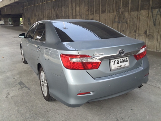 toyota camry 2.5g สีเทา ปี2013 ไมล์ 32xxx toyota camry 2.5g สีเทา ปี2013 ไมล์ 32xxx