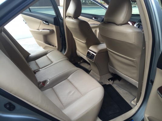 toyota camry 2.5g สีเทา ปี2013 ไมล์ 32xxx toyota camry 2.5g สีเทา ปี2013 ไมล์ 32xxx